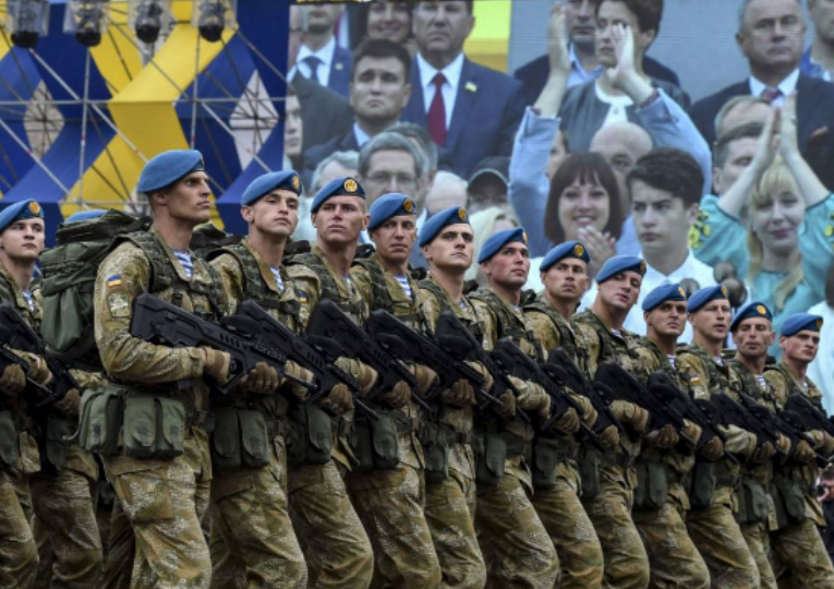 普京已从乌克兰边境部分撤军，称不愿发生战争，拜登的表态不简单休闲区蓝鸢梦想 - Www.slyday.coM