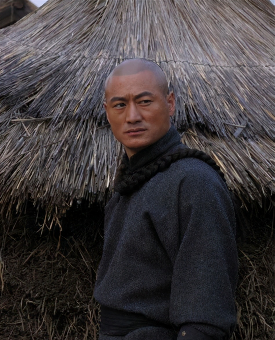 实力硬汉人气不火转行导演的范雨林妻子胜过初恋