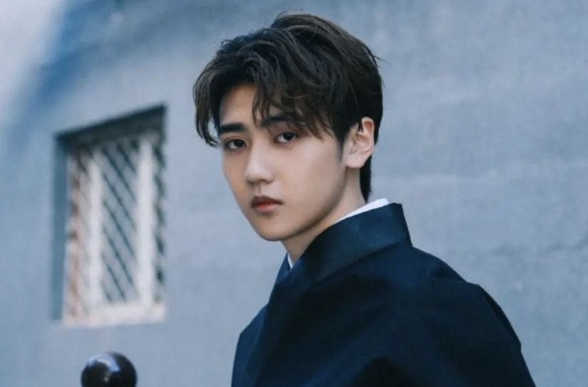 全网都在等他们回应恋情，焉栩嘉现身机场被追问，怒怼媒体闪开休闲区蓝鸢梦想 - Www.slyday.coM