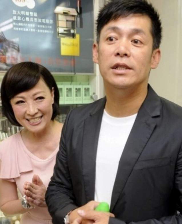 债主发照片寻人,2年前借老人百万不还|汪建民|债主|老人_新浪新闻