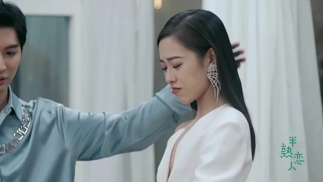 《半熟恋人》周锦舜为何不和周楠在一起，主要有3个原因休闲区蓝鸢梦想 - Www.slyday.coM