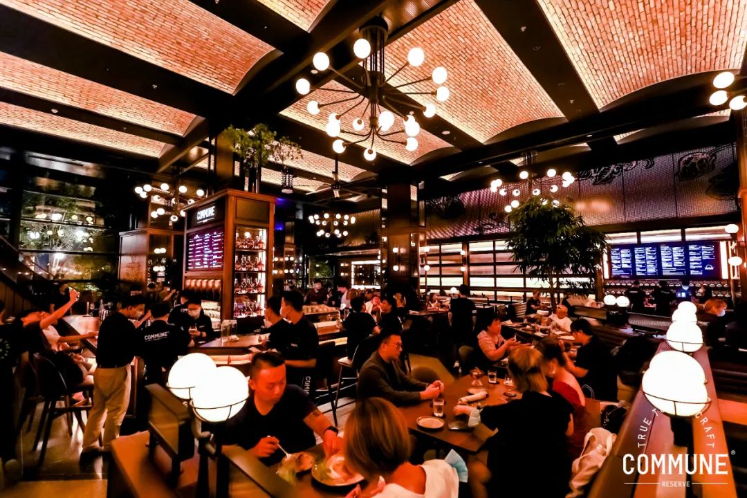 再获数亿元融资,连锁餐酒吧品牌commune如何实现全时段,全场景经营?