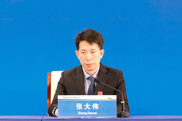 美丽中国·绿色冬奥专场新闻发布会上,生态环境部大气环境司副司长张