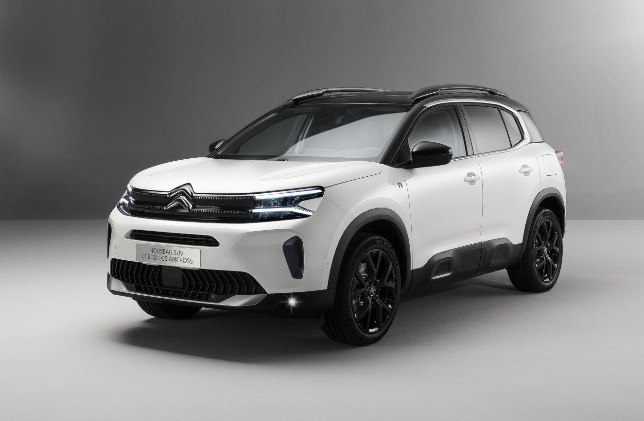 新款雪铁龙天逸c5国产版实车曝光换装新前脸新内饰4月亮相