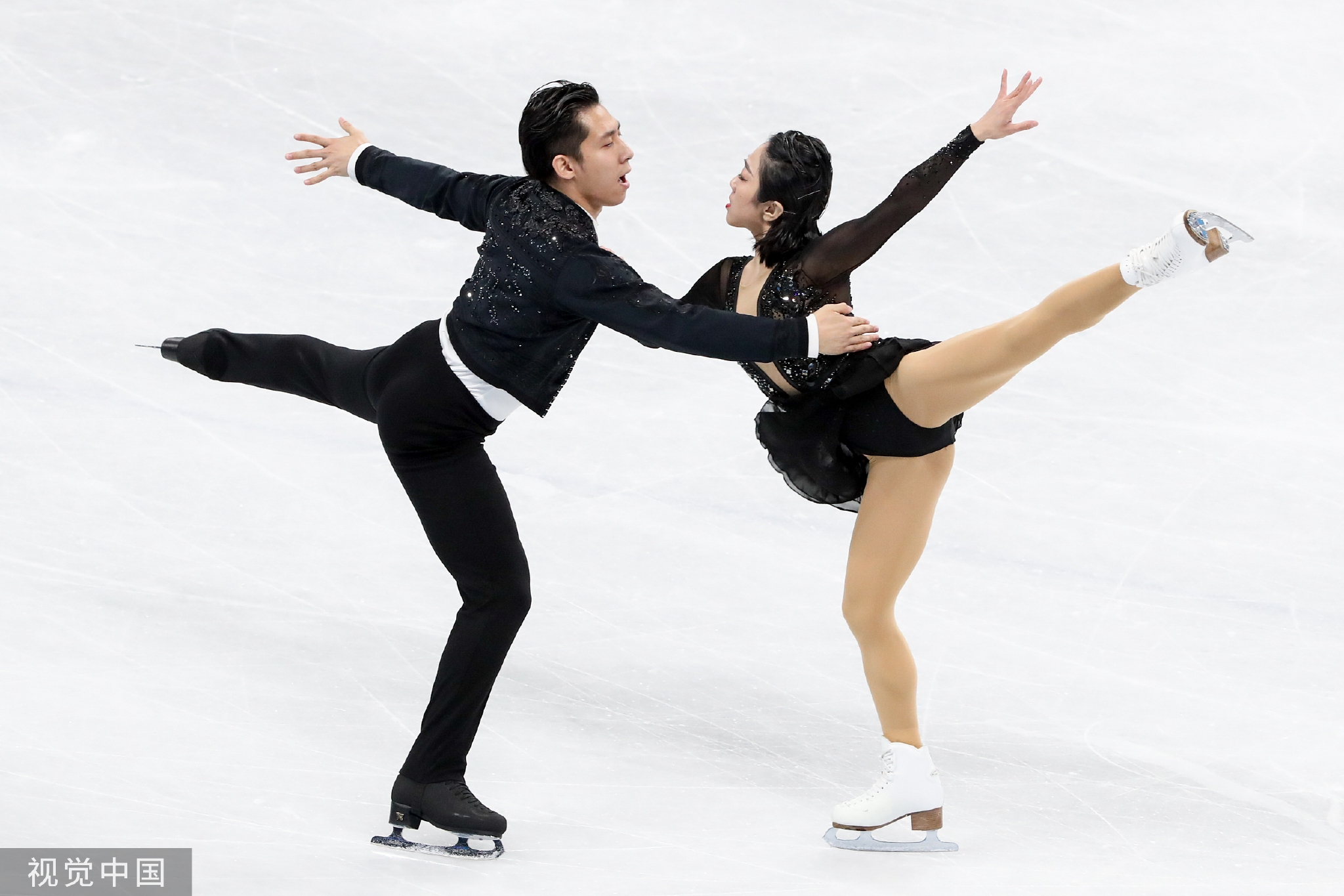 冬奥头条丨“葱桶”冲击双人滑金牌，挪威兄弟拿下9个金墩墩休闲区蓝鸢梦想 - Www.slyday.coM