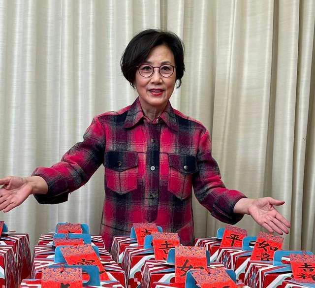 台星郭美珠外出拍戏数月,留丈夫和护工在家,回来后发现珠宝被盗|台湾