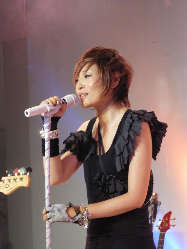 陈琳一地鸡毛的两段婚姻