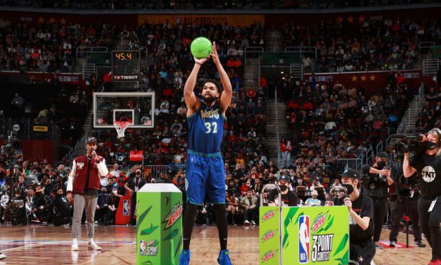 唐斯当选三分大赛冠军!赛前赔率垫底,打破库里纪录+NBA历史首人休闲区蓝鸢梦想 - Www.slyday.coM