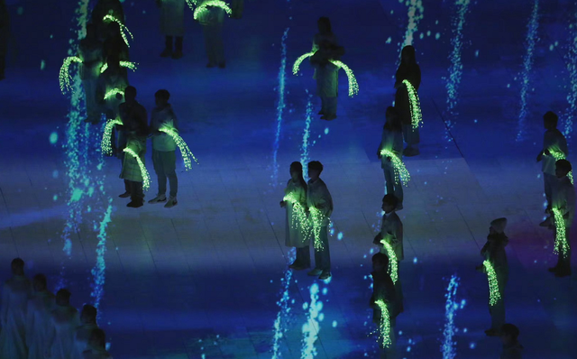 “我们的国旗是举得最高的！”休闲区蓝鸢梦想 - Www.slyday.coM