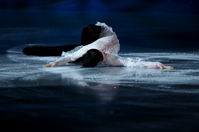 羽生结弦三套考斯滕闪耀北京!“春来了”超美,不愧为冰上贵公子休闲区蓝鸢梦想 - Www.slyday.coM 羽生结弦三套考斯滕闪耀北京!“春来了”超美,不愧为冰上贵公子休闲区蓝鸢梦想 - Www.slyday.coM