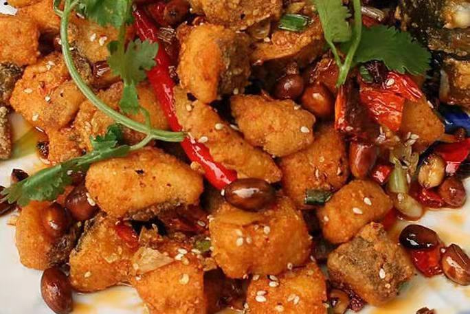 辣子鱼丁麻辣鲜香简单美味