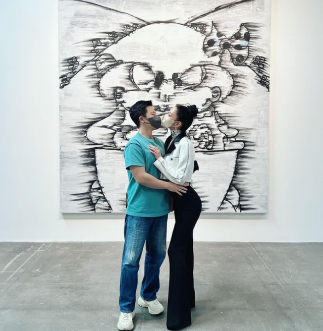 结婚3年,亚洲第一美女克拉拉与老公首同框,甜蜜表白:永远的爱