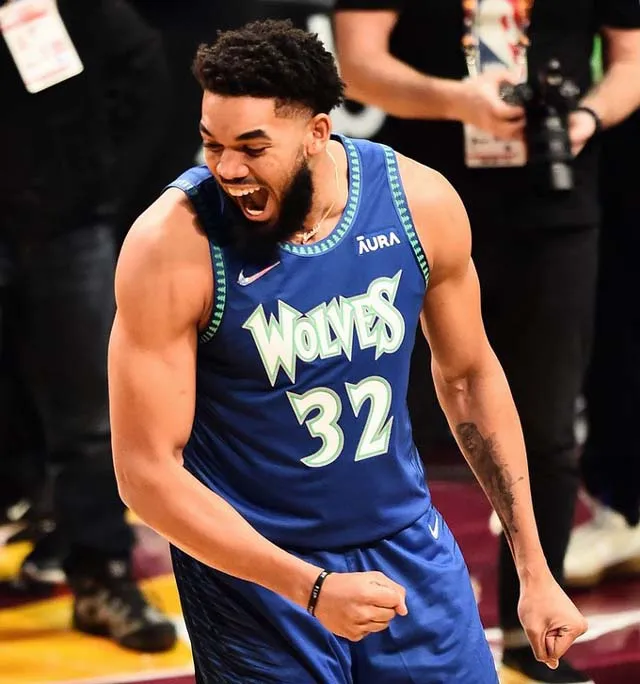 唐斯打破库里布克纪录，获得三分大赛冠军！名记直言：时代变了！休闲区蓝鸢梦想 - Www.slyday.coM