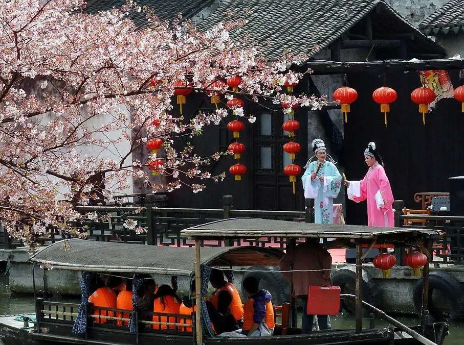 春天苍苍，春水漾漾！推荐你去这20个地方，遇见中国的春光休闲区蓝鸢梦想 - Www.slyday.coM