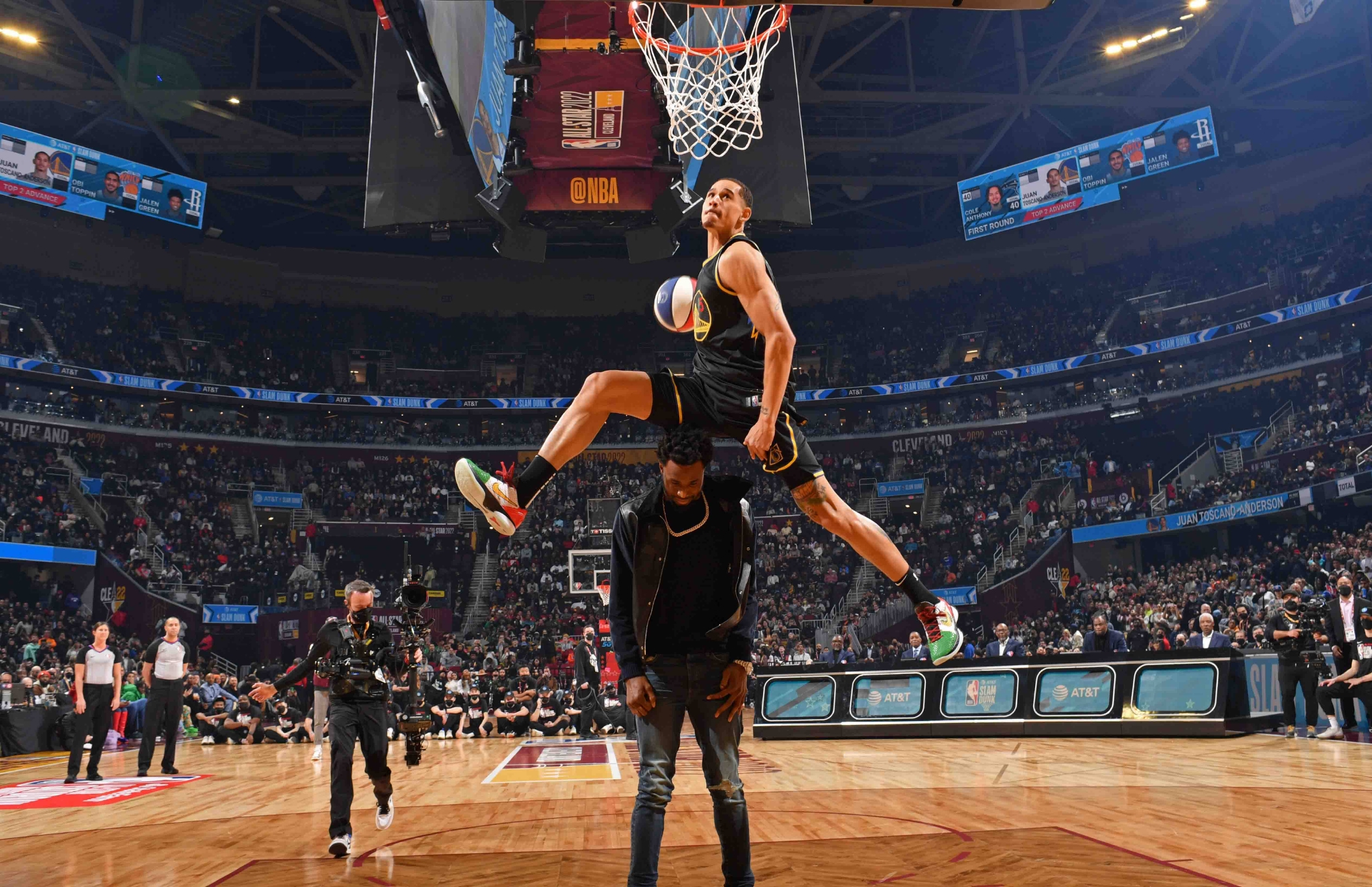 扣篮大赛:托平击败安德森首度加冕|扣篮|安德森|胡安_新浪新闻