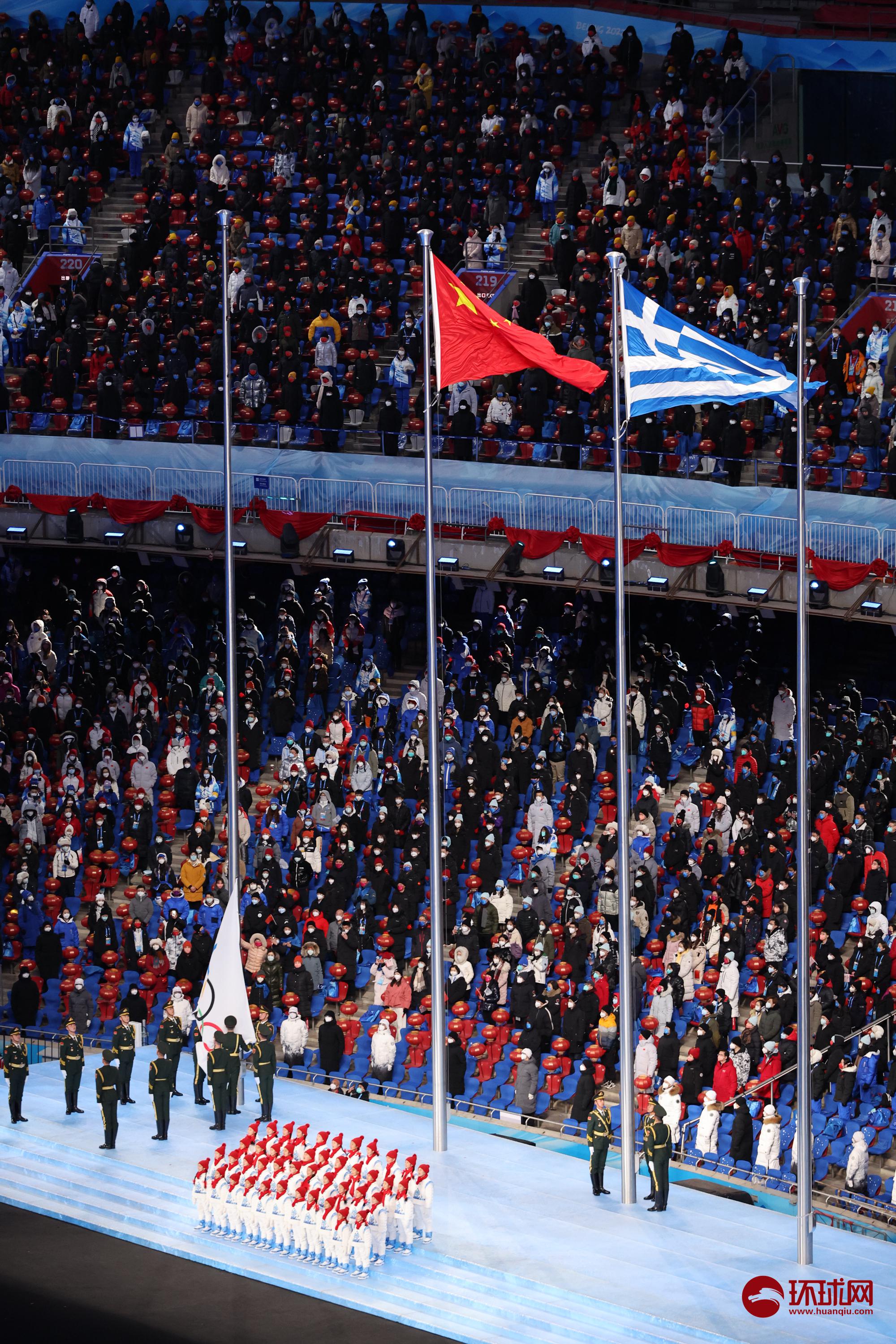 2022北京冬奥会闭幕式 会旗交接举行|北京市|冬奥会_新浪新闻