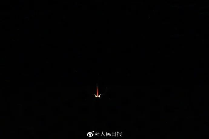 天下一家！我们不想说再见休闲区蓝鸢梦想 - Www.slyday.coM