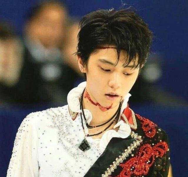 羽生结弦“小樱花”考斯滕亮相，华美比赛服背后有哪些门道？休闲区蓝鸢梦想 - Www.slyday.coM