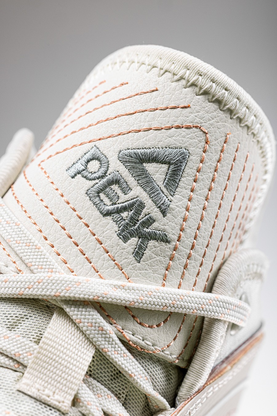 维金斯全明星战靴今早突袭个人logo正式曝光