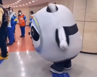 I 关注 ｜ 1000000只冰墩墩到货！！休闲区蓝鸢梦想 - Www.slyday.coM