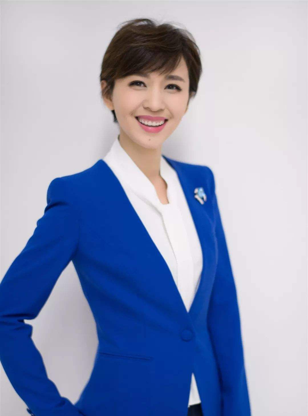 《新闻联播》欧阳夏丹:父亲早逝,她托起母亲的晚年,婚恋成难题休闲区蓝鸢梦想 - Www.slyday.coM 《新闻联播》欧阳夏丹:父亲早逝,她托起母亲的晚年,婚恋成难题休闲区蓝鸢梦想 - Www.slyday.coM