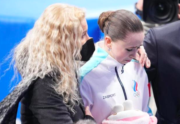 北京冬奥金牌教练被弟子举报：骨折也得训练 被扔垃圾桶里羞辱！休闲区蓝鸢梦想 - Www.slyday.coM