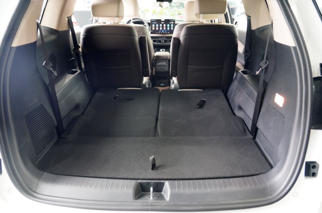 007探店实用性增强实拍22款比亚迪宋maxdmi