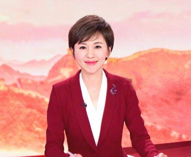 《新闻联播》欧阳夏丹:父亲早逝,她托起母亲的晚年,婚恋成难题休闲区蓝鸢梦想 - Www.slyday.coM 《新闻联播》欧阳夏丹:父亲早逝,她托起母亲的晚年,婚恋成难题休闲区蓝鸢梦想 - Www.slyday.coM