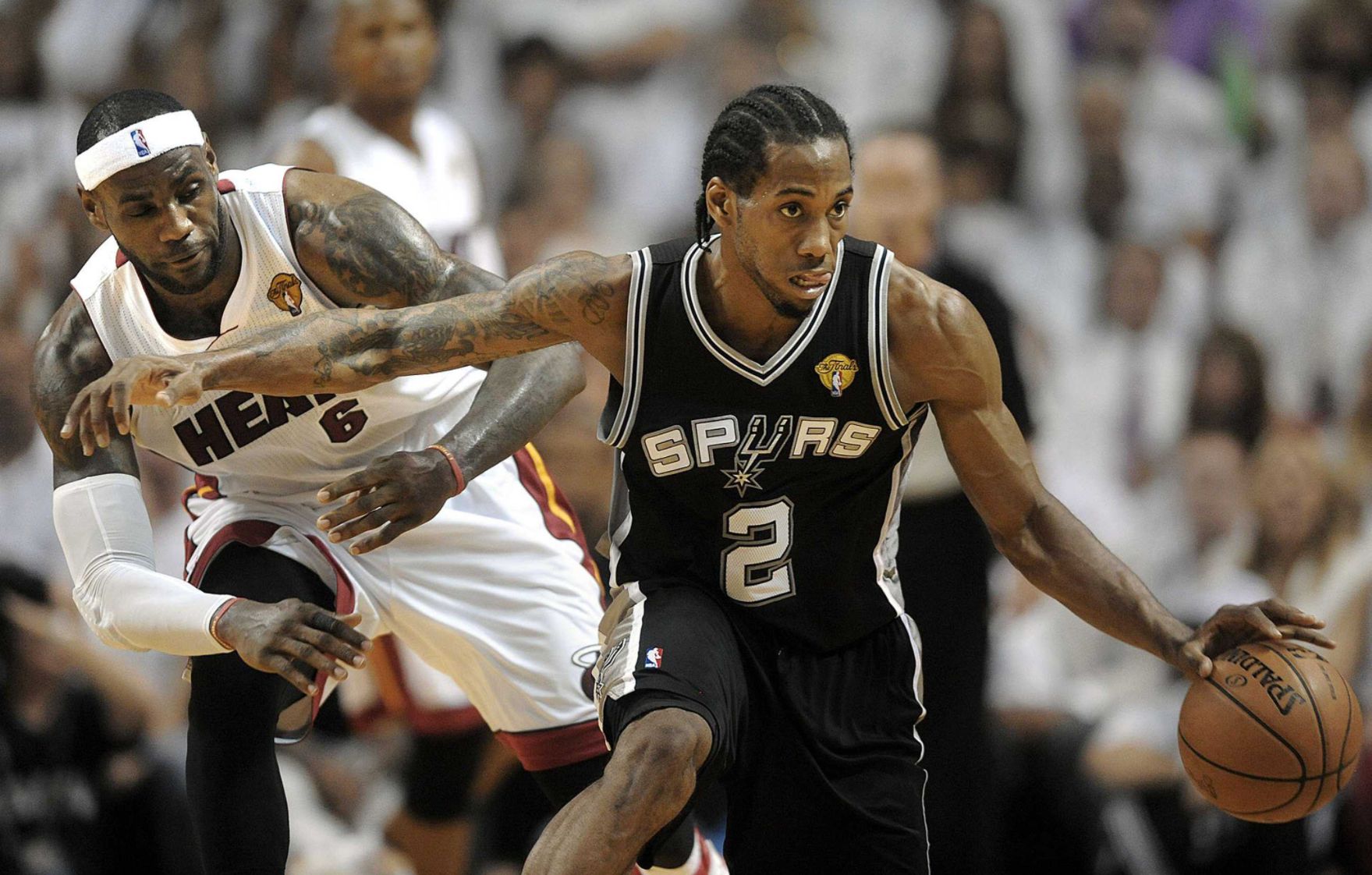 马刺为什么不给伦纳德顶薪为什么在线 马刺为什么不给伦纳德顶薪为什么在线