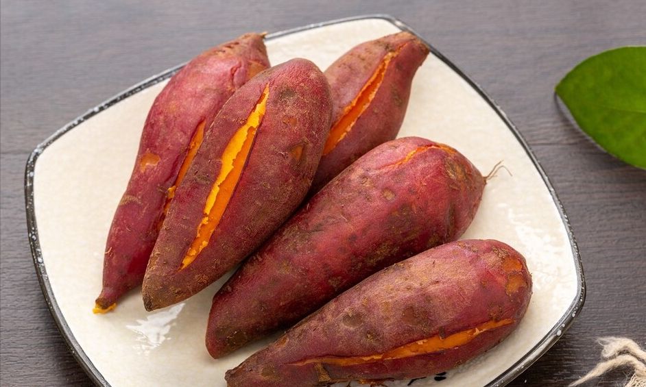 蒸红薯,切忌冷水上锅,巧用3个诀窍,红薯更香甜,软糯细腻|红薯|诀窍