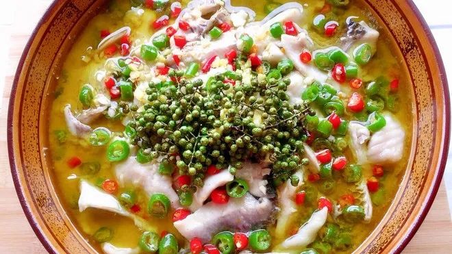 金汤藤椒鱼鱼肉嫩滑麻辣酸香开胃又下饭