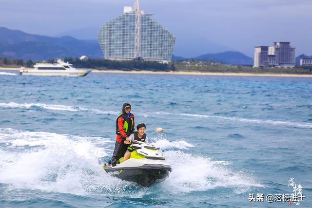 谷爱凌想去海南旅游，这六个地方是冲浪玩水的好去处，一起出发吧休闲区蓝鸢梦想 - Www.slyday.coM