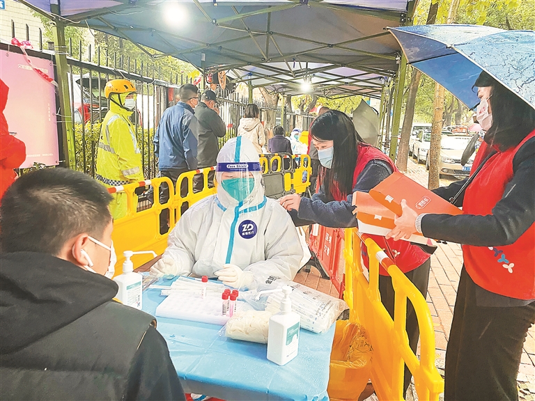 深圳晚报记者  刘轶轩 摄深圳晚报讯 (记者 刘轶轩