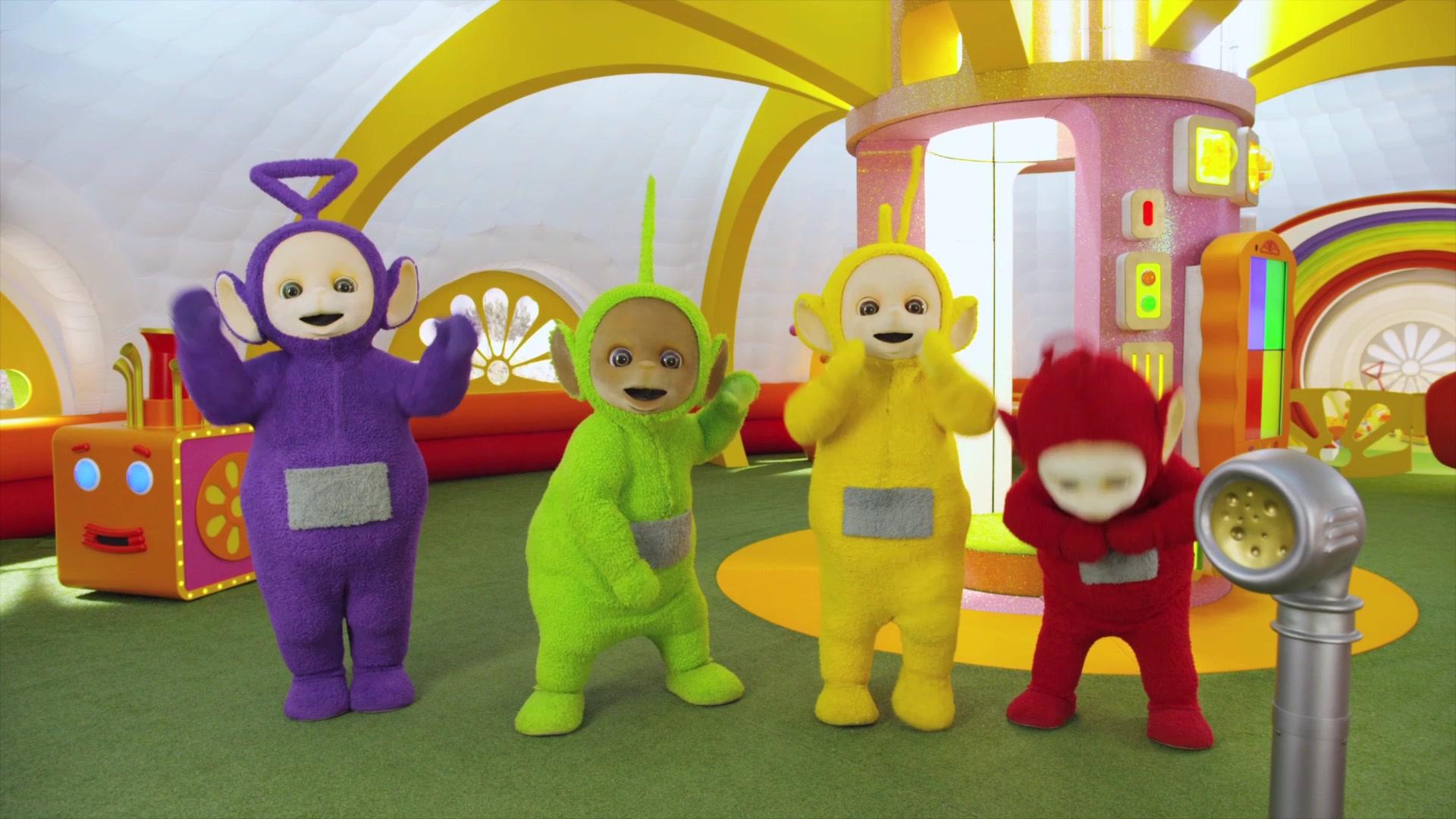 新天线宝宝:天线宝宝们锻炼身体,简直太可爱啦,举手又弯腰