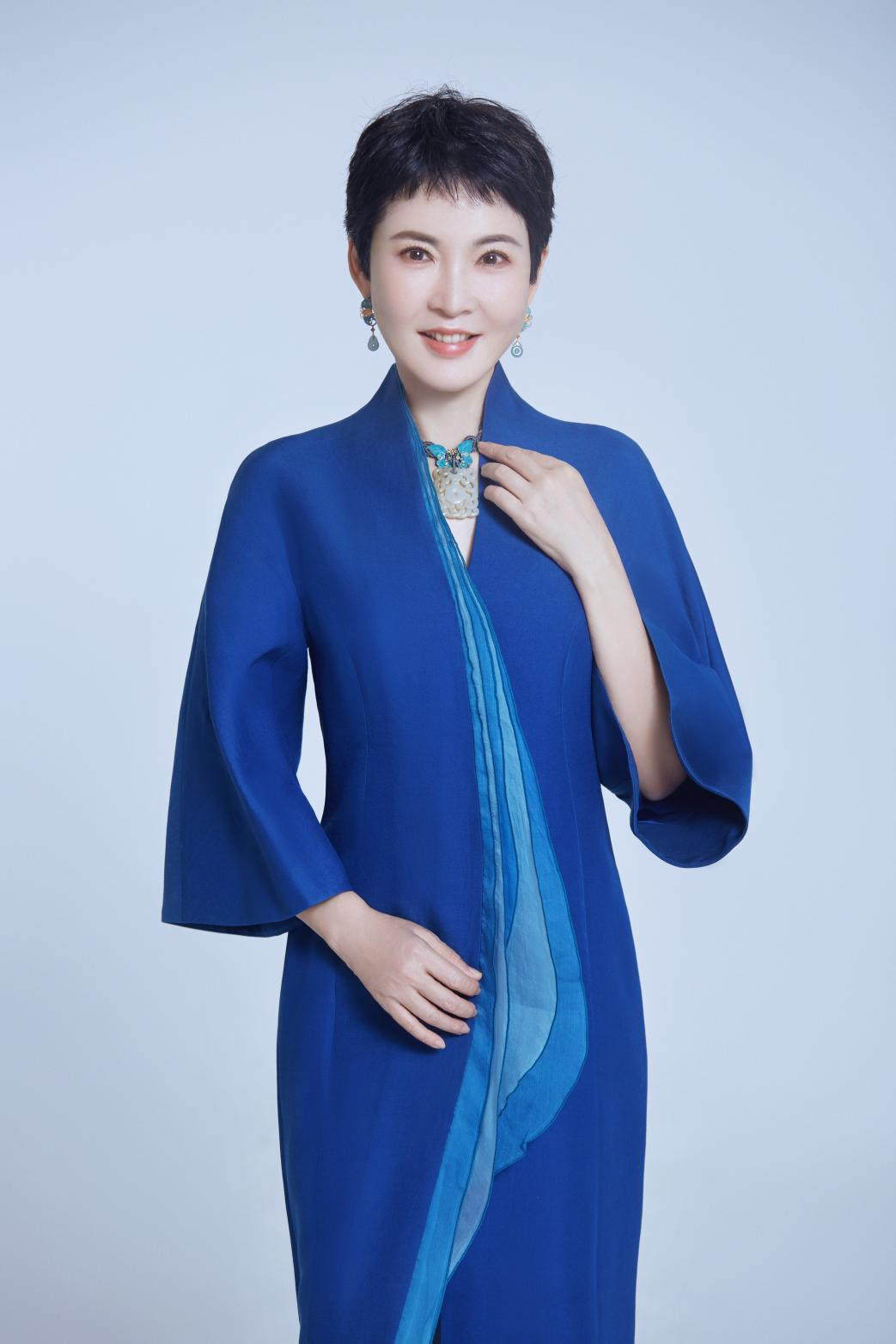 知名个人成长作家张德芬原生家庭有问题不一定会影响我们一生