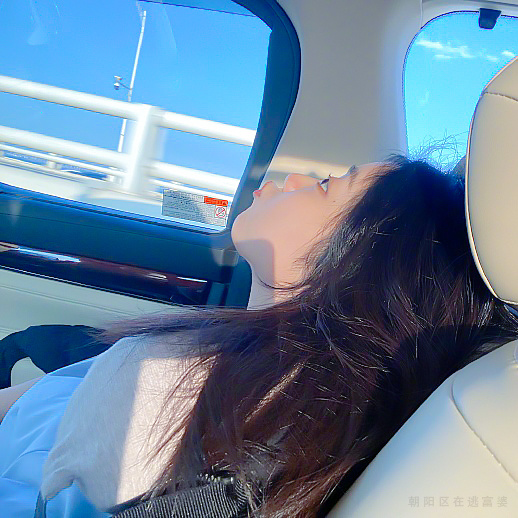 截修谭松韵两小姐来给我们送头像啦好爱治愈系的氧气美女