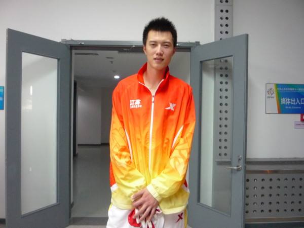 为啥张晨进女排教练组遭到很多球迷反对02因为是张常宁哥哥吗