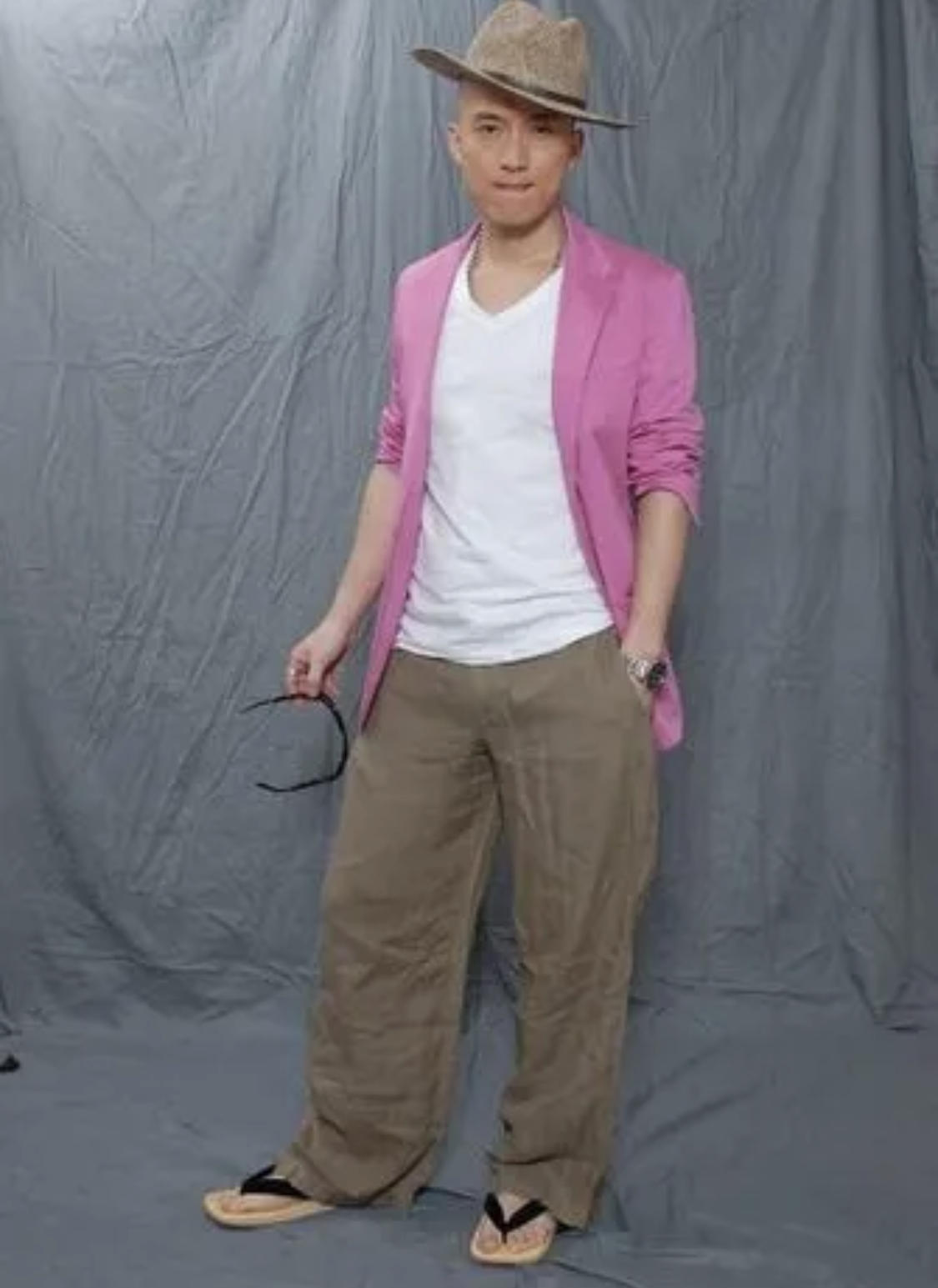 陈山聪曾为赚生活费兼职卖牛仔裤因老戏骨一席话找到自身定位