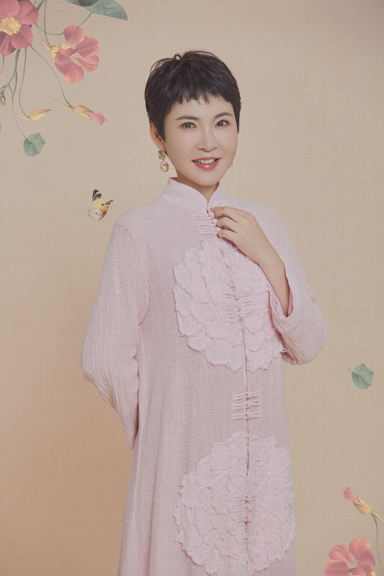 知名个人成长作家张德芬原生家庭有问题不一定会影响我们一生