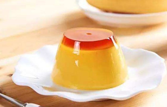 焦糖风味的香橙布丁甜香软嫩营养又解馋孩子吃了都说棒
