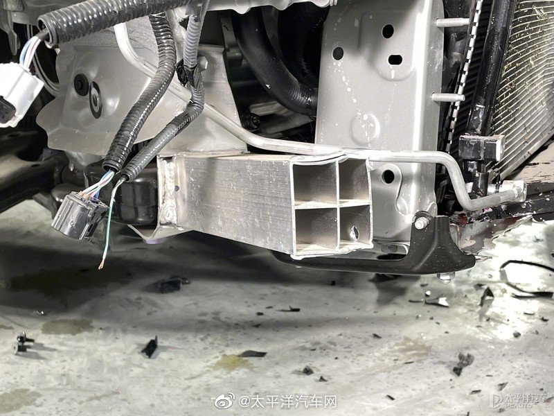 汉兰达铝合金吸能盒效果显著