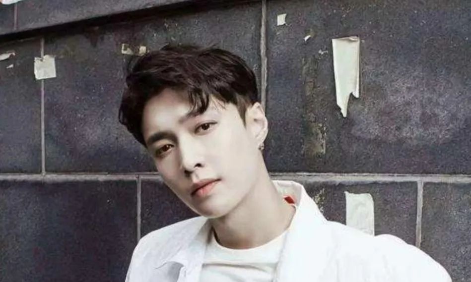 明星纷纷选择考编,关晓彤上岸、肖战也在备考,宇宙尽头是编制?休闲区蓝鸢梦想 - Www.slyday.coM 明星纷纷选择考编,关晓彤上岸、肖战也在备考,宇宙尽头是编制?休闲区蓝鸢梦想 - Www.slyday.coM