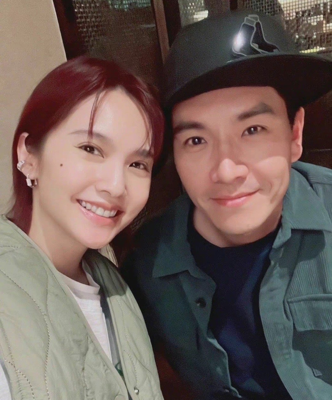 杨丞琳贺军翔王传一合照