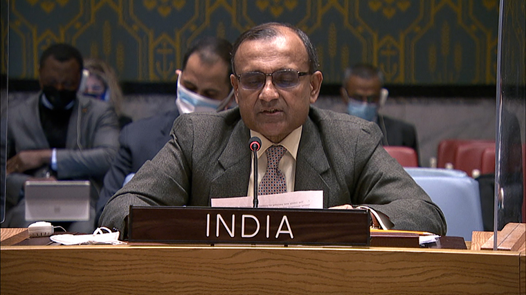 英国欧盟同时宣布对俄实施首轮制裁措施，德国暂停“北溪2号”天然气管道项目批准程序休闲区蓝鸢梦想 - Www.slyday.coM