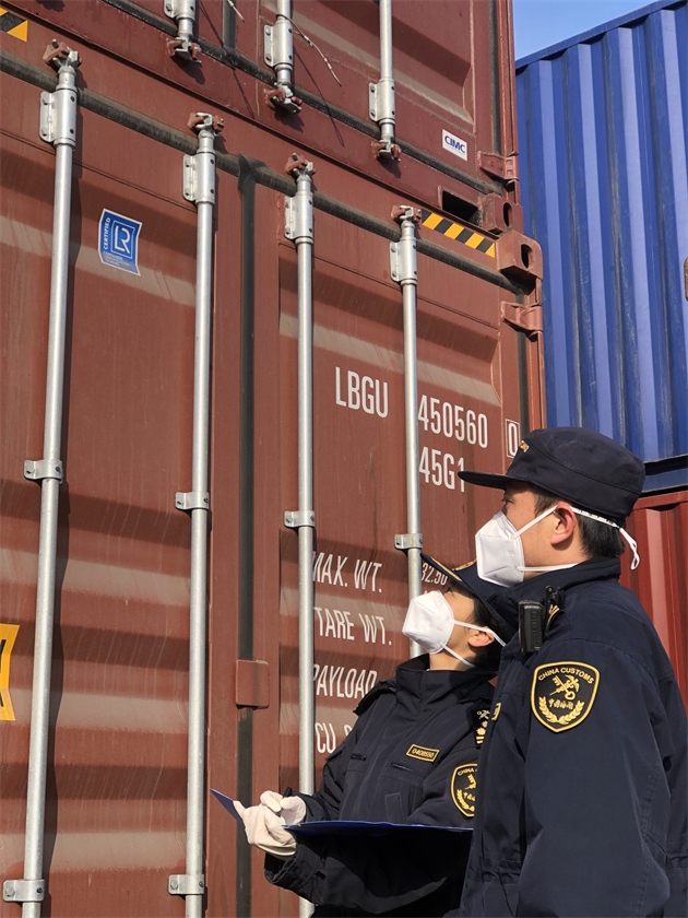 秦皇岛海关助力口岸外贸集装箱业务蓬勃发展