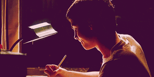 叹自己本硕博连读8年还未毕业！博士生醉卧街头，民警贴心照顾休闲区蓝鸢梦想 - Www.slyday.coM