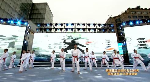 精彩！今天在西湖边这场近3小时的演出，看了吗？休闲区蓝鸢梦想 - Www.slyday.coM