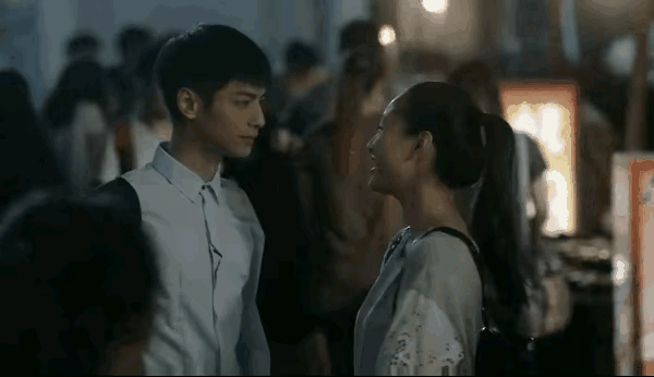 罗云熙看吴倩的眼神,简直梦回《何以笙箫默》,拉丝的氛围感太绝休闲区蓝鸢梦想 - Www.slyday.coM 罗云熙看吴倩的眼神,简直梦回《何以笙箫默》,拉丝的氛围感太绝休闲区蓝鸢梦想 - Www.slyday.coM