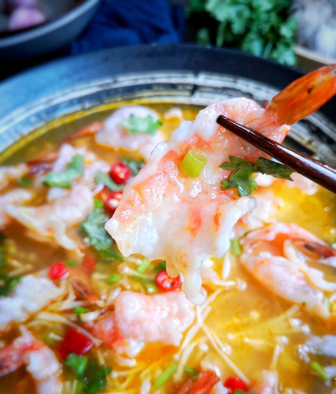 酸汤虾片脆嫩q弹汤汁鲜爽好吃又开胃