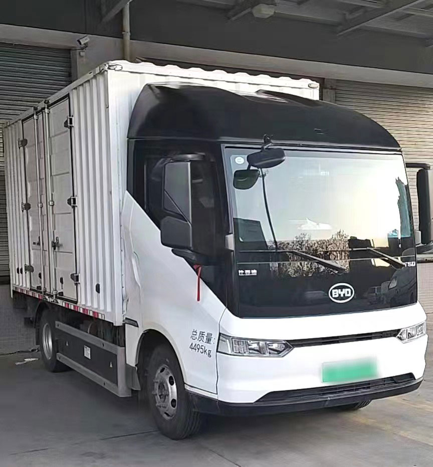 姚博续航足不限行选比亚迪t5d跑市区是最明智选择